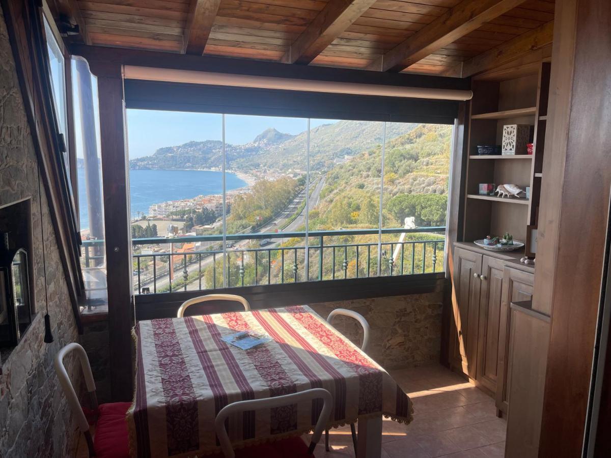 레토이아니 Casa Vacanze Cuzari 아파트 외부 사진