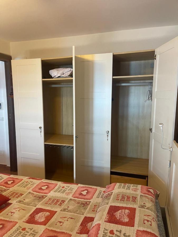 레토이아니 Casa Vacanze Cuzari 아파트 외부 사진