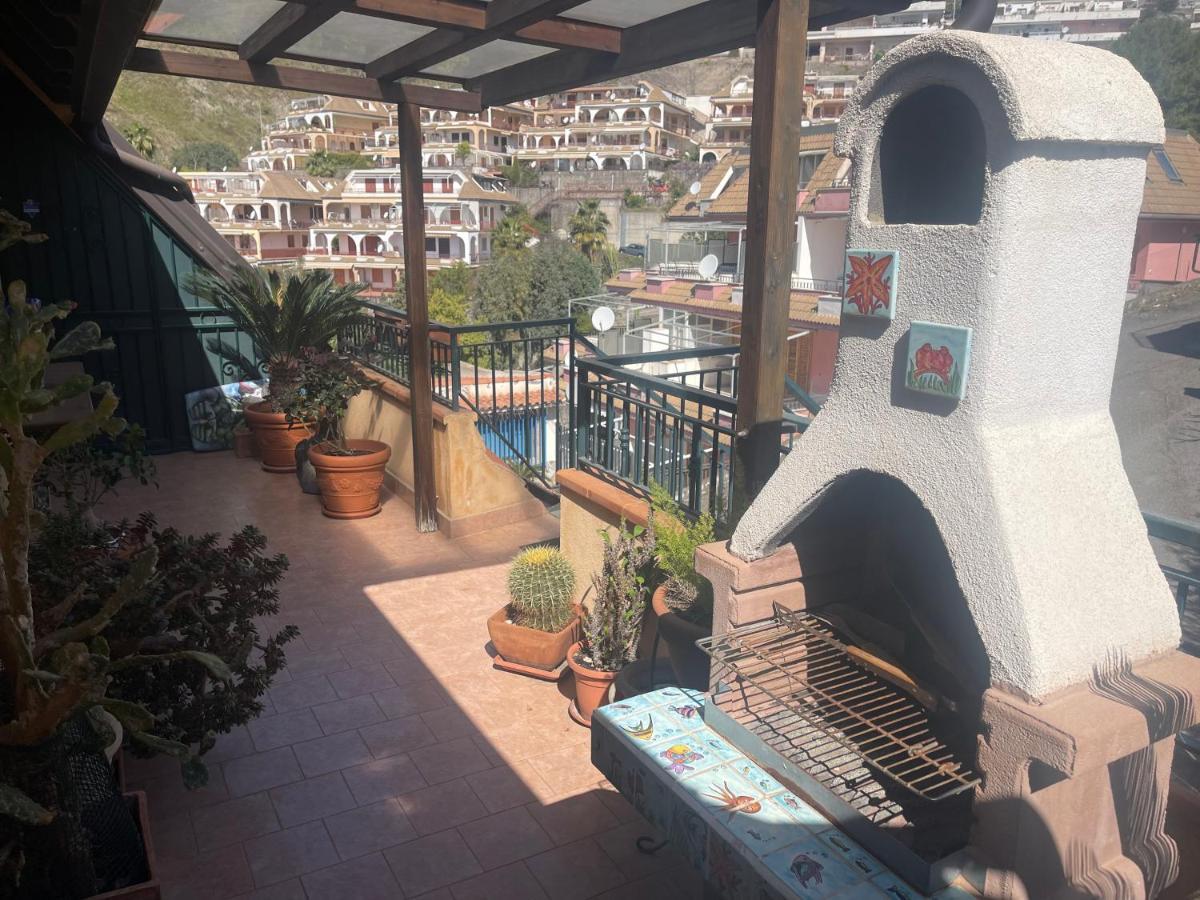 레토이아니 Casa Vacanze Cuzari 아파트 외부 사진