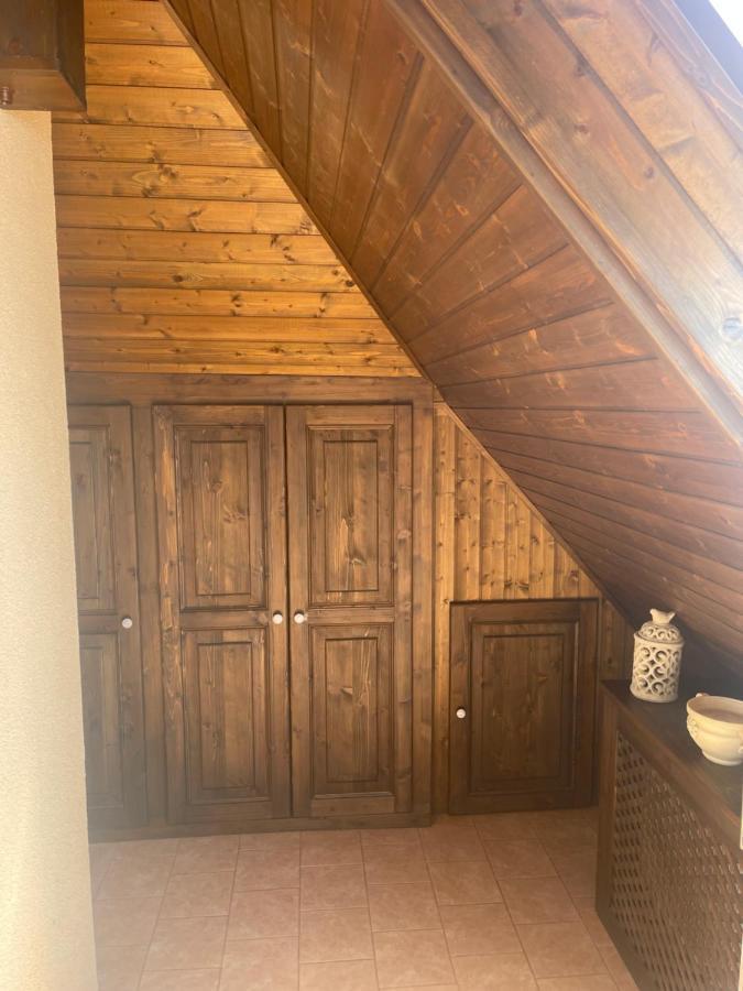 레토이아니 Casa Vacanze Cuzari 아파트 외부 사진